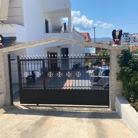 Vila Avni Likometi Ksamil Esterno foto