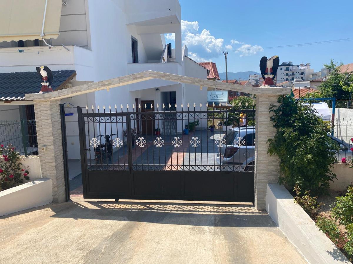 Vila Avni Likometi Ksamil Esterno foto