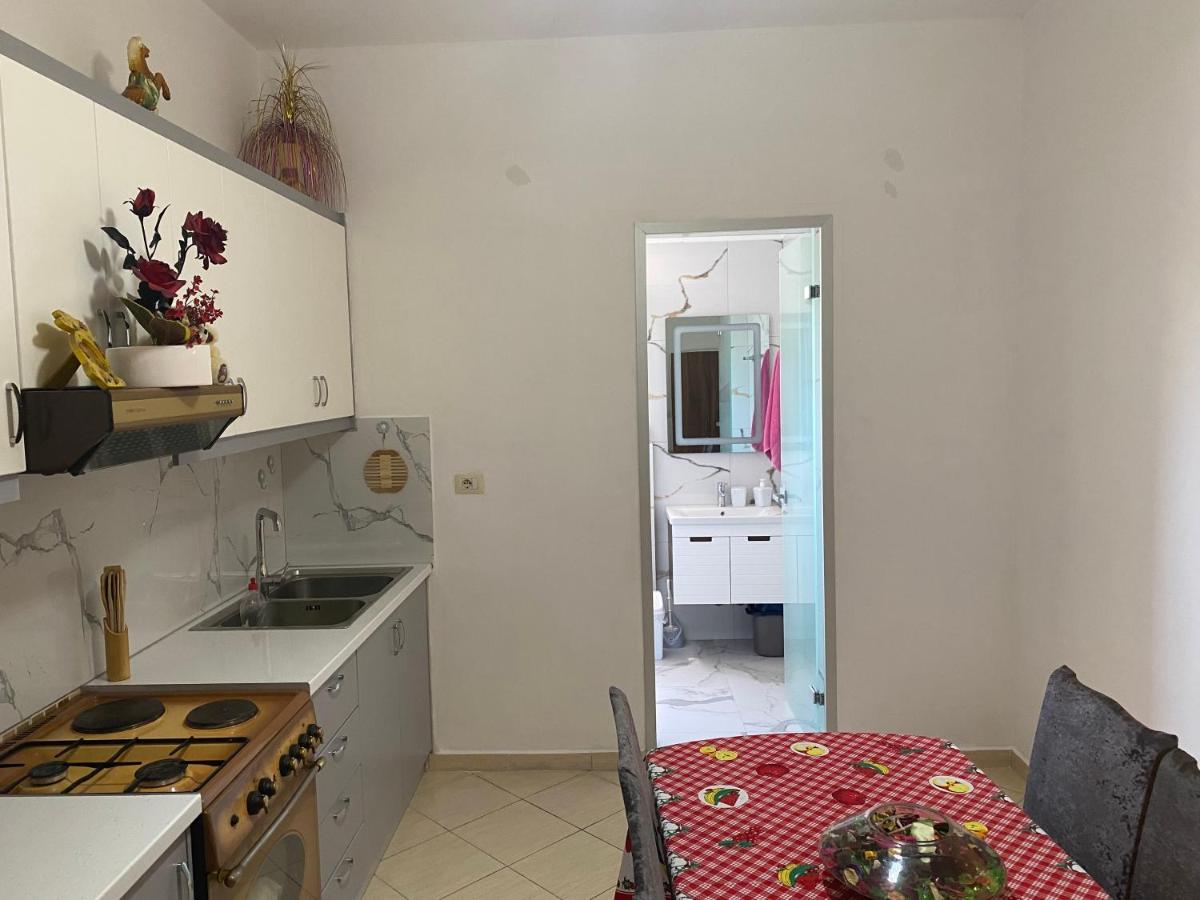 Vila Avni Likometi Ksamil Esterno foto